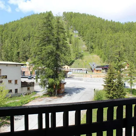 Apartment 4 Pers. Avec Balcon, Au Pied Des Pistes A Les Claux - Fr-1-330b-143 *